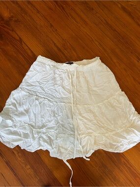 White Tiered Ruffle Women’s Mini Skirt
